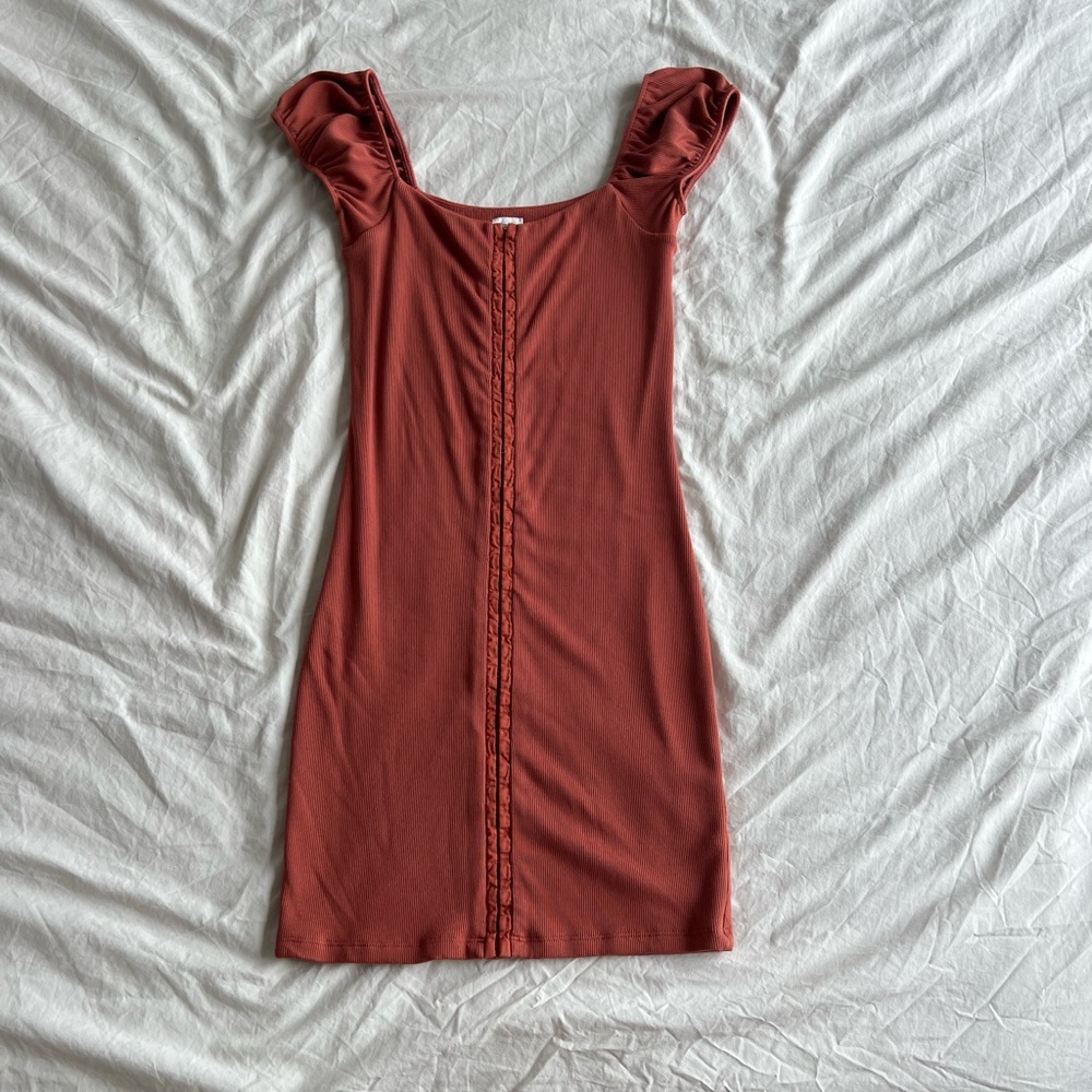 aritzia wilfred free fortune dress